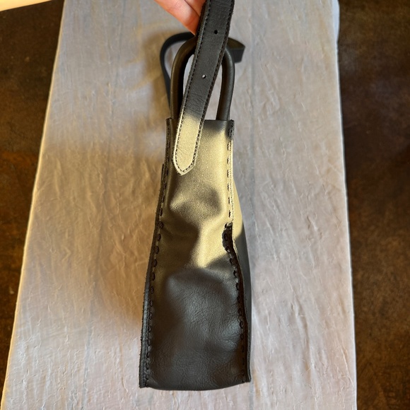 The Sak $169 Los Feliz Crossbody - Picture 9 of 16